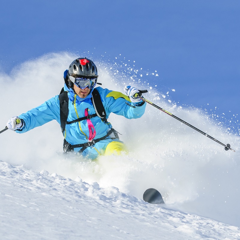 Skiing in Val d'Ultimo